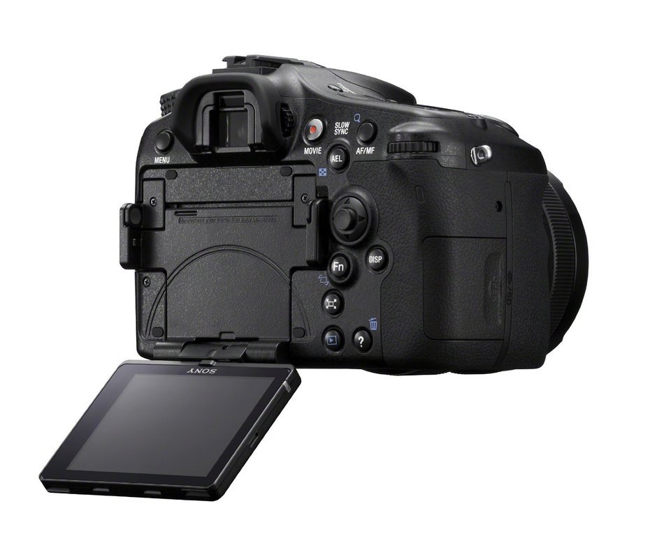 Sony Alpha SLT-A77 Translucent Mirror Digital SLR Camera with 18-135mm Lens N4
