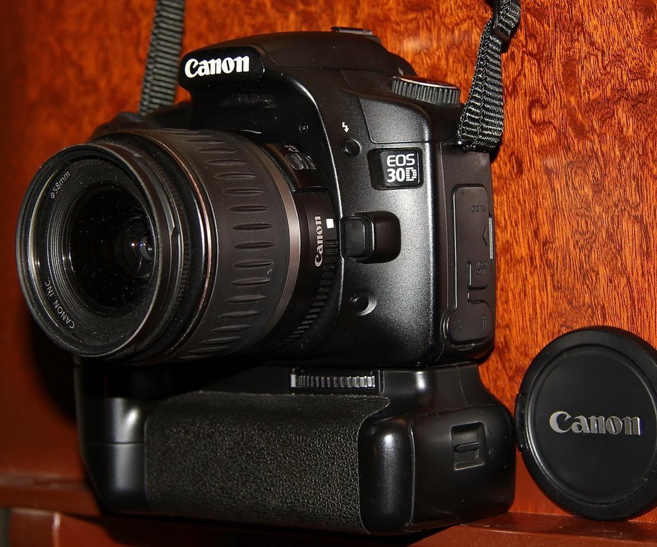 D3) CANON EOS 30D BODY N3