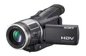 Sony HDR-HC1 2.8MP High Definition MiniDV Camcorder w/10x Optical Zoom (Discontinued by Manufacturer) N2