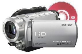 Sony HDR-UX7 6MP AVCHD DVD High Definition Camcorder with 10x Optical Zoom (Discontinued by Manufacturer) N11