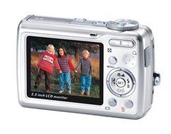 Vivitar VIVICAM-8625 8.1 MegaPixel Camera with 6x Optical Zoom and 2.5" LCD N2