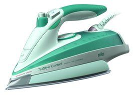 Overseas Use Only Braun 750 TexStyle 7 Nonstick Steam Iron (220 Volt Will Not Work In The USA)