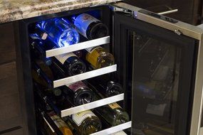 Marvel MP15WSG3RS Professional Single Zone Wine Cellar with Glass Door, 15", Stainless Steel