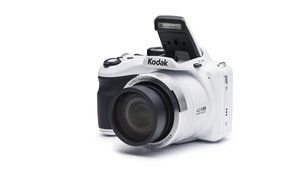 Kodak PIXPRO Astro Zoom AZ421 16 MP Digital Camera with 42X Opitcal Zoom and 3" LCD Screen (White) N4