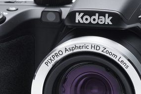 Kodak PIXPRO Astro Zoom AZ421 16 MP Digital Camera with 42X Opitcal Zoom and 3" LCD Screen (White) N8