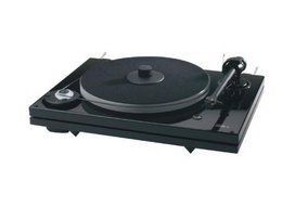 Music Hall MMF-7.1 Turntable with Ortofon Mojo Cartridge N2