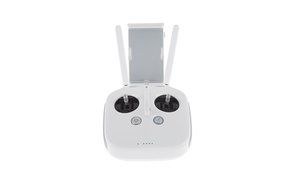 DJI Phantom 3 4K bundle by Camrise includes Camrise Lanyard and Camrise USB Reader