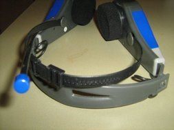 Lenoxx Sound AM/FM Sport Radio Headphone Model# Lenoxx Sound 885M (Dark Blue/Grey/Black version)