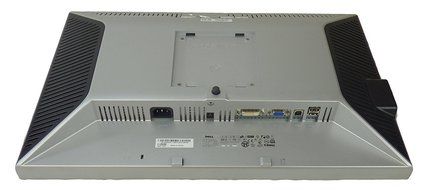 DEll 22&quot; Wide Flat panel monitor LCD 2208WFPt screen resolution 1680 x 1050 at 60 Hz N4