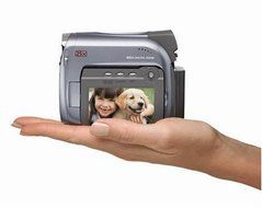 Canon ZR500 MiniDV Camcorder with 25x Optical Zoom (Discontinued by Manufacturer) N4