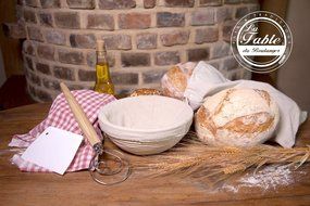Banneton Bakers Set (4 pieces) - 8.66" Banneton Rattan Proofing Basket with Liner, Danish Dough Whisk, Dough Scraper... N2