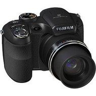 Fujifilm FinePix S2700 12.2MP Digital Camera with 18x Optical Zoom, 3" Color LCD