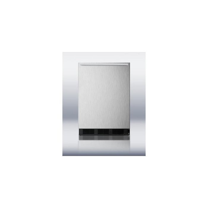Summit FF6BSSHH: Freestanding refrigerator with auto defrost, stainless steel door,horizontal handle, and bl N4