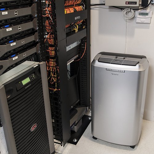 EdgeStar Server Room 14,000 BTU Dual Hose Portable Air Conditioner With Pump - Silver