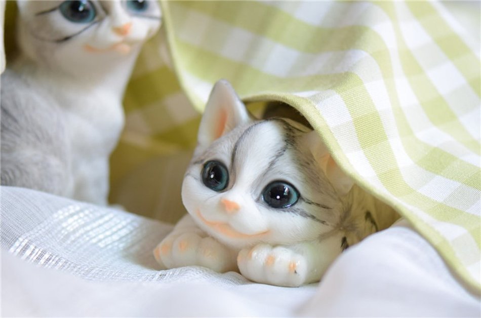 Flee Cat Decoration Figurine Simulation Animal Doll Kids Toys Gift for Kids Girls (Standing) N8