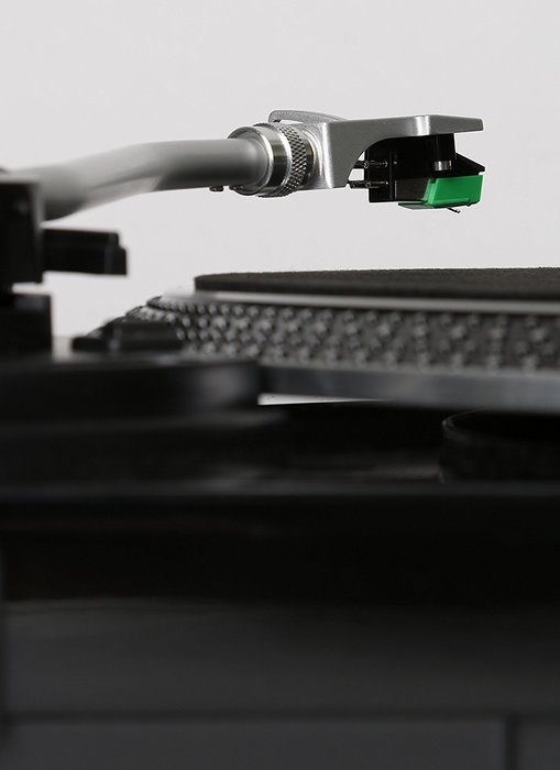 TechPlay TCP4530 Analog Turntable with Built-in Phono Pre-amplifier, By-Pass selecter, Auto-Return, Aluminum Platter... N10
