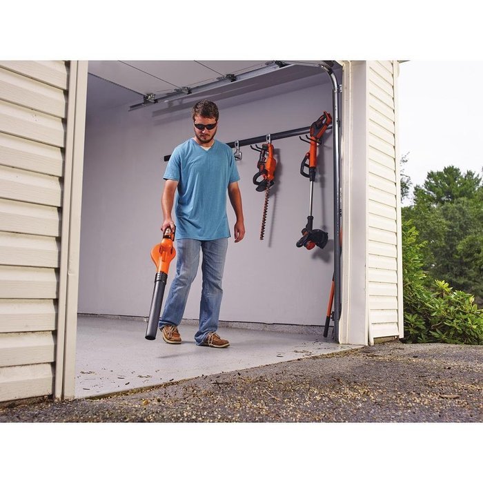 BLACK+DECKER LSW321 20V MAX Lithium POWERCOMMAND Power Boost Sweeper