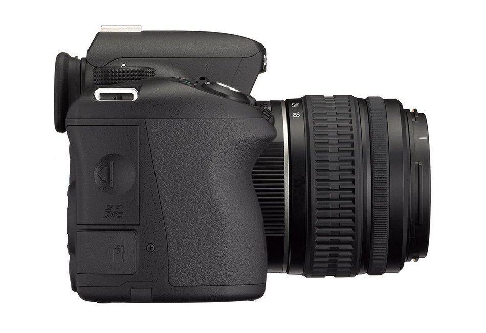 Pentax K-500 16MP Digital SLR Camera Kit with DA L 18-55mm f3.5-5.6 and 50-200mm Lenses (Black) N3