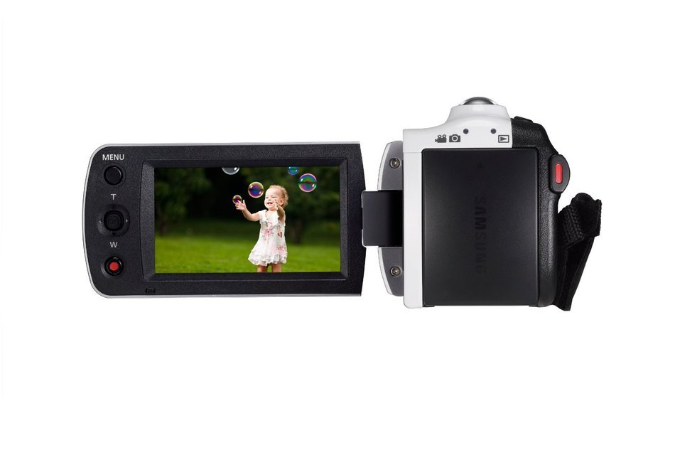 Samsung F90 Black Camcorder with 2.7" LCD Screen and HD Video Recording (Discontinued by Manufacturer) N3