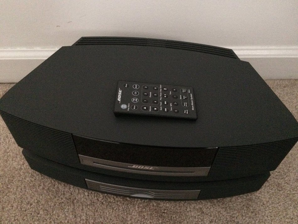 Bose&reg; Wave&reg; Music System with Multi-CD Changer -- Titanium Silver