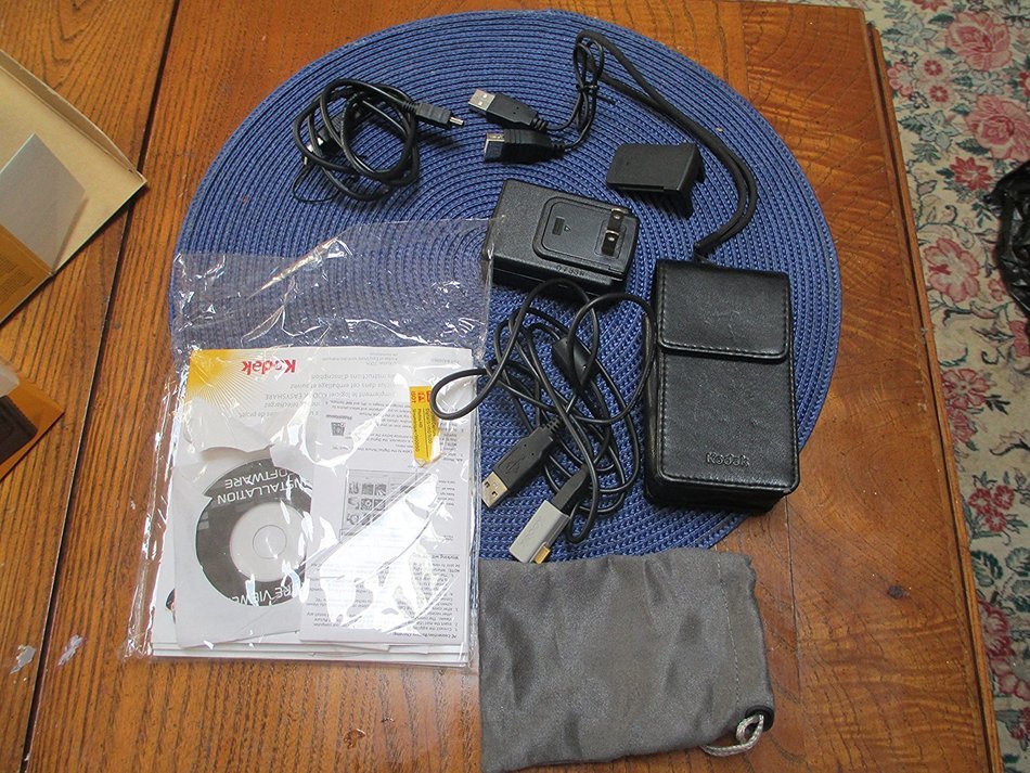 Kodak EasyShare Zoom Digital Camera M873 - Black N3