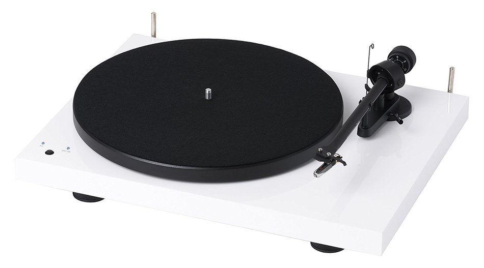 Pro-Ject Audiophile Turntable, White/High Gloss (Debut RM (OM10) - White)
