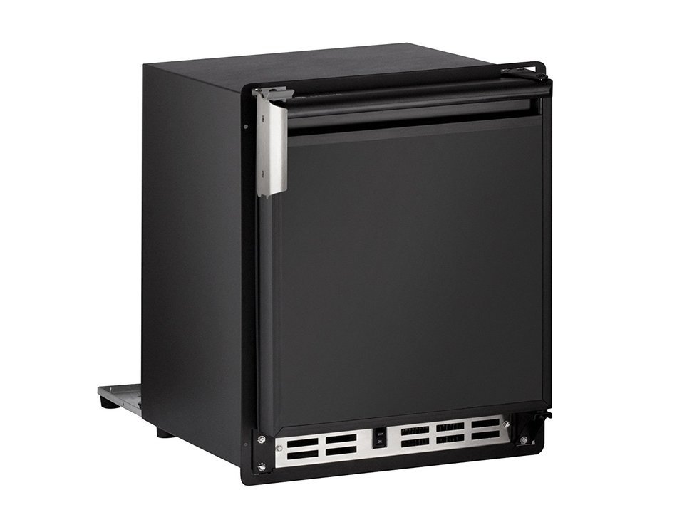 U-Line ULNSP18FCB20A Undercounter Marine Crescent Ice Maker, 15", Black