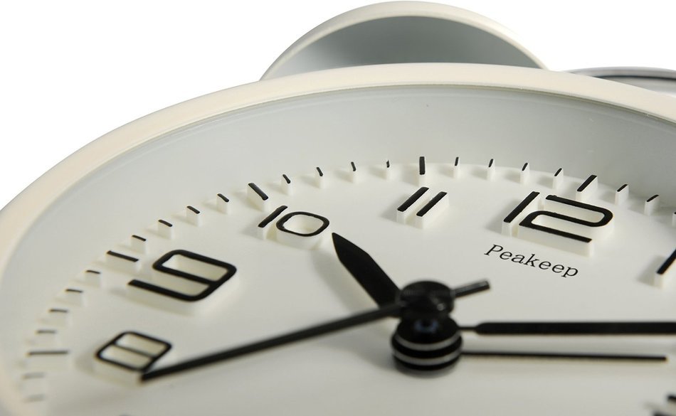Peakeep 4" Twin Bell Alarm Clock with Stereoscopic Dial, Backlight, Battery Operated Loud Alarm Clock N2
