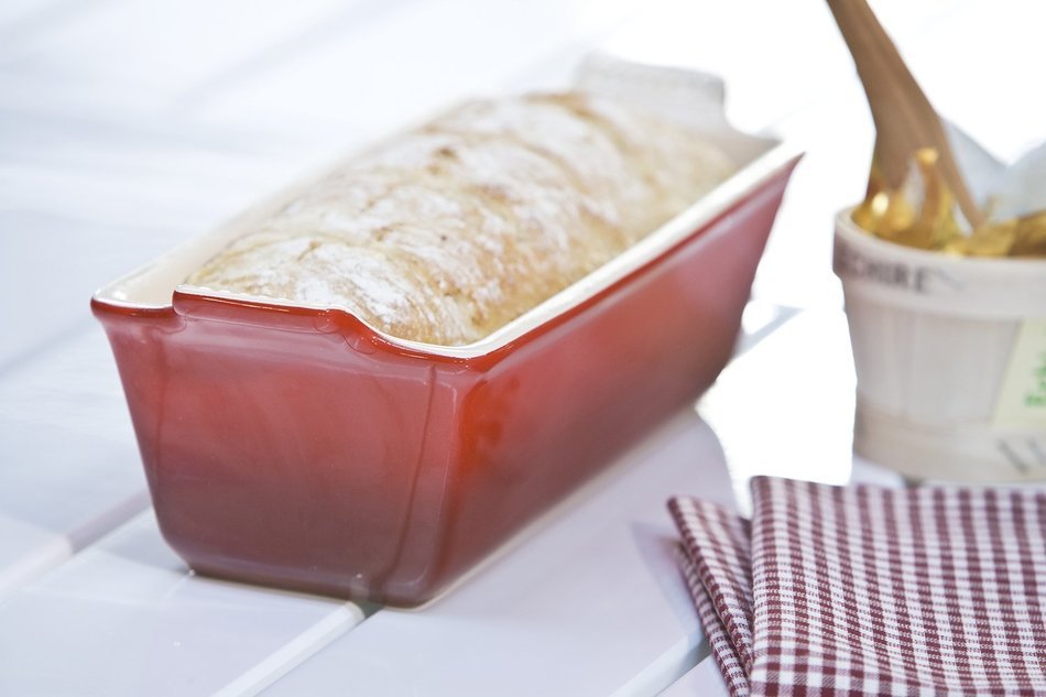 Le Creuset Heritage Stoneware 1 1/2qt Loaf Pan, Palm N2