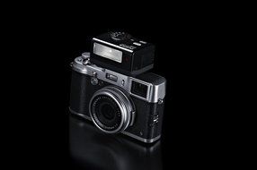 Fujifilm X100S 16 MP Digital Camera with 2.8-Inch LCD (Silver) (OLD MODEL) N3