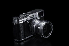 Fujifilm X100S 16 MP Digital Camera with 2.8-Inch LCD (Silver) (OLD MODEL) N4