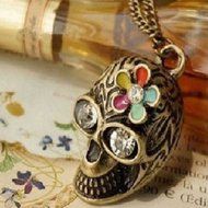 Elegant Pendant Long Chain Retro Skull Head Sweater chain Necklace Jewerly Gift N2