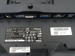 Dell UltraSharp 2001FP 20.1-inch Flat Panel LCD Monitor N6
