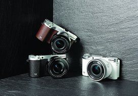 Samsung NX500 28 MP Wireless Smart Mirrorless Digital Camera with 16-50mm Power Zoom Lens (Brown) N29