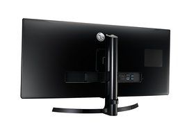 LG 34UM88C-P 34-Inch 21:9 UltraWide QHD IPS Monitor with USB Quick Charge N16