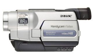 Sony CCDTRV318 Hi8 Camcorder with 2.5" LCD and Steady Shot (Discontinued by Manufacturer) N3