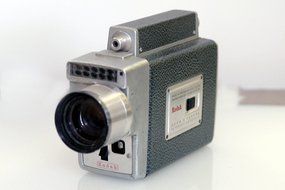 Vintage Kodak Zoom 8 Camera, Automatic f/1.9 Model 2 with wide angle lens