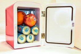 Uber Appliance UB-CH1 Uber Chill 6 can retro personal mini fridge for bedroom, office or dorm (Gun Metal (silver)) N7