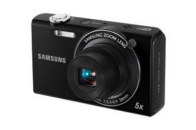 Samsung EC-SH100 Wi-Fi Digital Camera with 14.2 MP, 5x Optical Zoom and Touchscreen (Red)