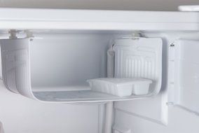 Haier HCR27B Compact Refrigerator, 2.7 Cubic Feet N2