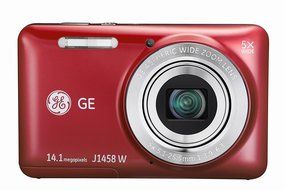 General Imaging Digital Camera with 14MP, 5X Optical Zoom, 2.7-Inch LCD with Auto Brightness and 28mm Wide Angle... N2