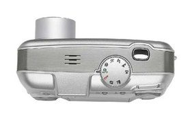 Kodak Easyshare CX7530 5 MP Digital Camera with 3xOptical Zoom (OLD MODEL) N3