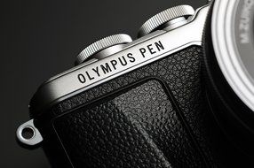 Olympus E-PL7 16MP Mirrorless Digital Camera with 3-Inch LCD with EZ Double Zoom Kit 12-42mm f/3.5-5.6 + 40-150mm... N35