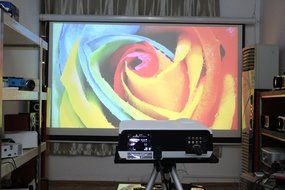 FAVI 4T Ultra-Bright LED LCD (HD 720p) Home Theater Projector - US Version (Includes Warranty) - Black (RIOHDLED4T-US3) N6