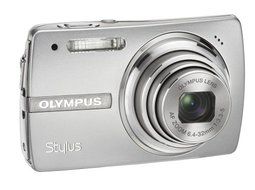 Olympus Stylus 820 8MP Digital Camera with 5x Optical Zoom (Blue) N14