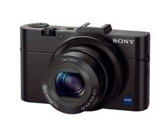 Sony RX100II w/Underwater Housing N9