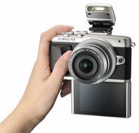Olympus E-PL7 16MP Mirrorless Digital Camera with 3-Inch LCD with EZ Double Zoom Kit 12-42mm f/3.5-5.6 + 40-150mm... N43