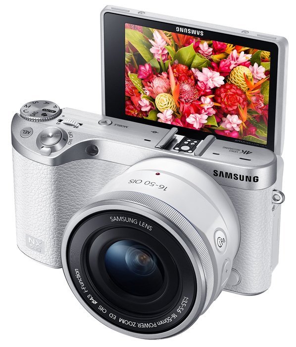 Samsung NX500 28 MP Wireless Smart Mirrorless Digital Camera with 16-50mm Power Zoom Lens (Brown) N11