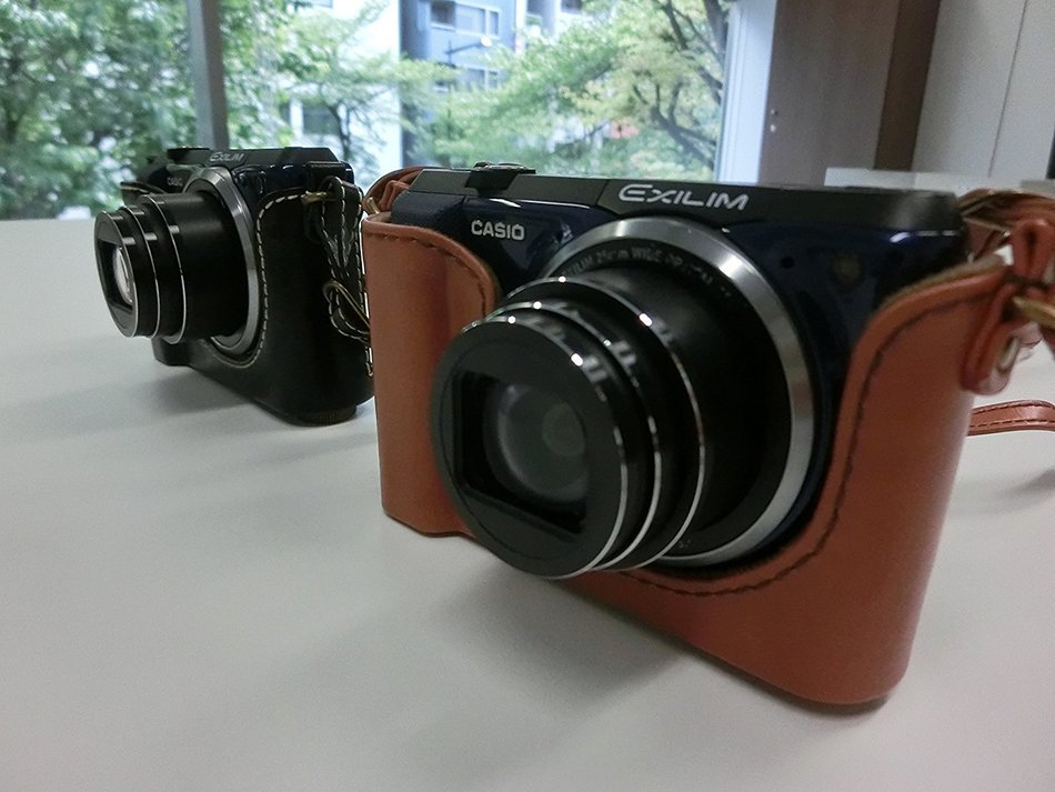 Zoom digital camera CASIO EXILIM EXZR850BE 16.1M pixels Wi-Fi featured interval shooting 18x optical EXZR850 Blue N3