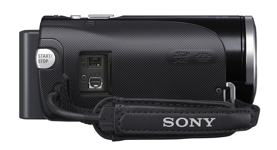 Sony HDR-CX260V High Definition Handycam 8.9 MP Camcorder with 30x Optical Zoom and 16 GB Embedded Memory (Black... N19